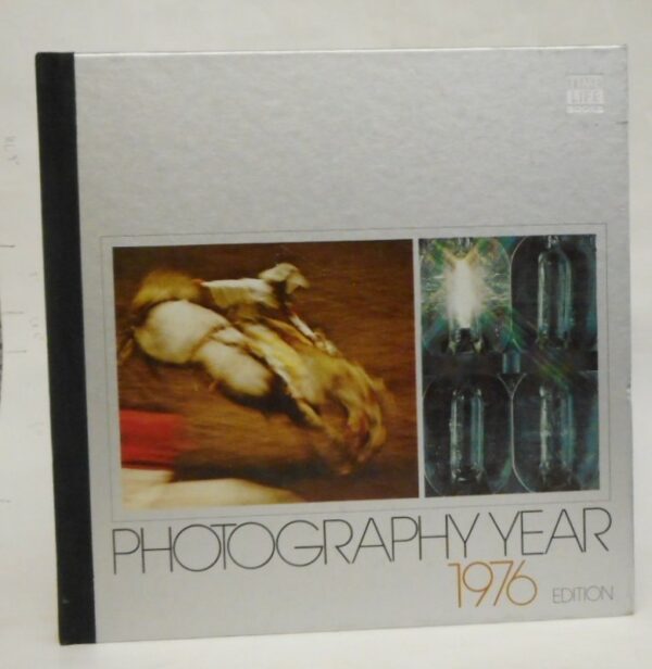 | Photography Year 1976. With many pictures.